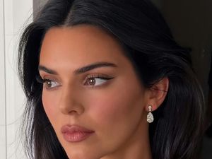 Suede Bronzer: Tren Makeup 2026 yang Bikin Wajah Glowing Natural