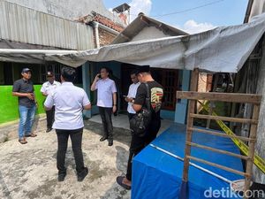 Badut Penjual Balon Bunuh Mertua-Serang Istri, Pelaku Melarikan Diri