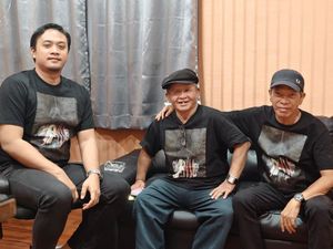 Betawi Banget! Babe Otong Main Musik Perpanjang Eksistensi Seniman Jakarta