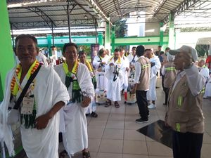 Mendarat di Jeddah, Calhaj Jateng Kenakan Ihram Sejak dari Asrama Donohudan