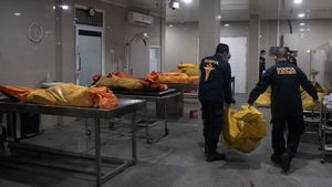 Jenazah Korban Bus ALS Tiba di RS Bhayangkara Palembang untuk Identifikasi