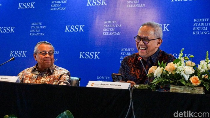KSSK Perkuat Mitigasi Risiko Ekonomi Nasional Konferensi Pers KSSK II 2026 digelar di instansi Otoritas Jasa Keuangan, Jakarta, Kamis (7/5/2026). Kegiatan ini dihadiri Menteri Keuangan Purbaya Yudhi Sadewa, Gubernur Bank Indonesia Perry Warjiyo, Ketua Dewan Komisioner OJK Friderica Widyasari Dewi, serta Ketua Lembaga Penjamin Simpanan Anggito Abimanyu.
