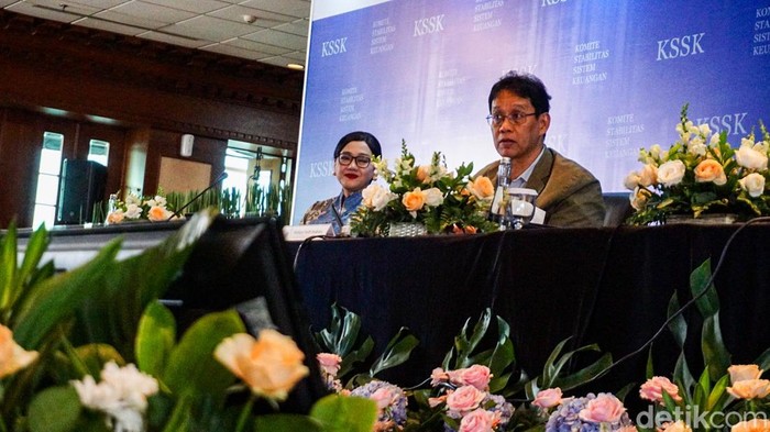 KSSK Perkuat Mitigasi Risiko Ekonomi Nasional Konferensi Pers KSSK II 2026 digelar di instansi Otoritas Jasa Keuangan, Jakarta, Kamis (7/5/2026). Kegiatan ini dihadiri Menteri Keuangan Purbaya Yudhi Sadewa, Gubernur Bank Indonesia Perry Warjiyo, Ketua Dewan Komisioner OJK Friderica Widyasari Dewi, serta Ketua Lembaga Penjamin Simpanan Anggito Abimanyu.
