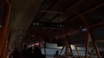 TransJ Minta Maaf Lampu Skywalk Kebayoran Padam, Sedang Tindak Lanjuti