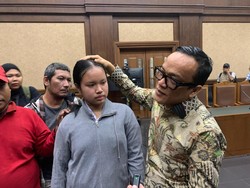 Noel Peluk dan Cium Anak Usai Sidang: Dia Doain Saya Terus