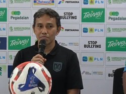 Bima Sakti Nyaman di Lamongan, Kode Lanjut Tangani Persela Musim Depan?