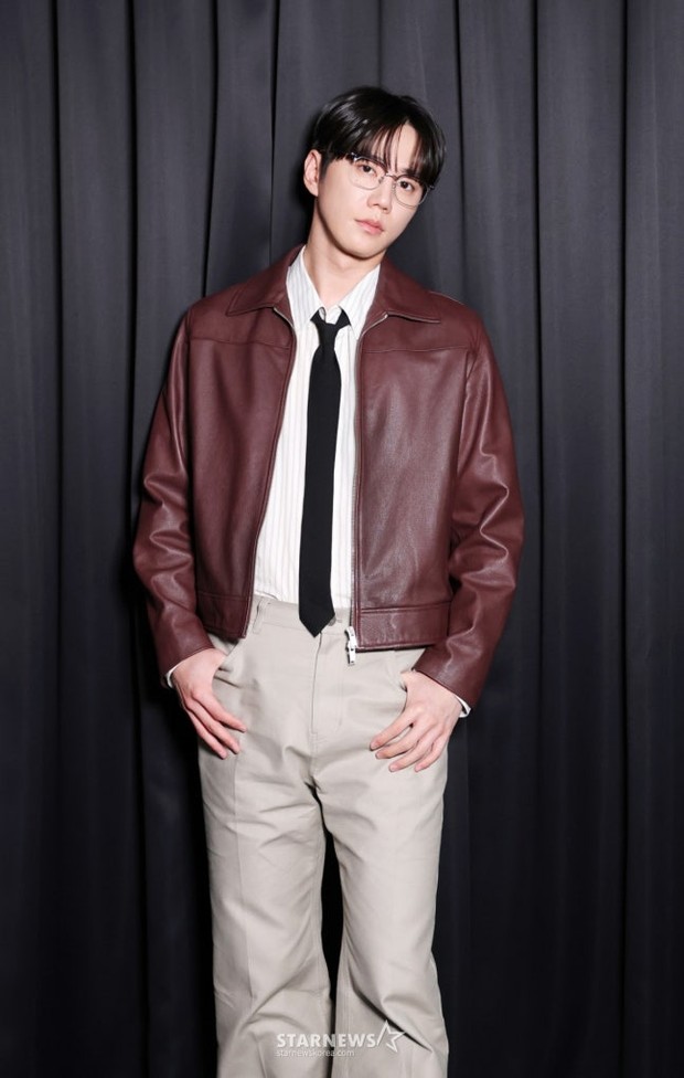 Potret wawancara Lee Jun Young/ Foto: m.entertain.naver.com