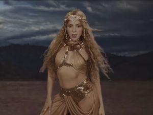 Cerita Rinaldy Yunardi Diminta Buatkan Tiara untuk Shakira di Video Musik Terbaru