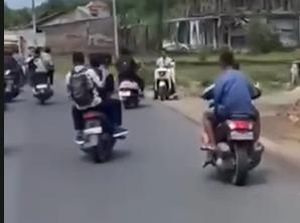Viral Siswa SMP di Gowa Konvoi Bawa Senjata Tajam, 31 Orang Diamankan