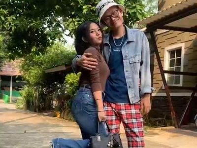 Sony Wakwaw Pamer Pacar Bikin Dar-Der-Dor Netizen