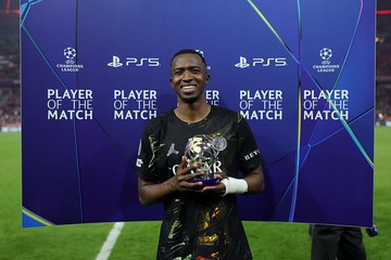 Pemain Paling Sering Main di Liga Champions Musim Ini Adalah...
