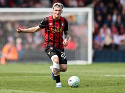 Duh! Pemain Bournemouth Ini Ketahuan Goda Gadis di Bawah Umur