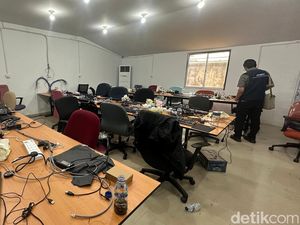 Penampakan Markas Ratusan WNA Lakukan Penipuan Investasi Daring di Batam