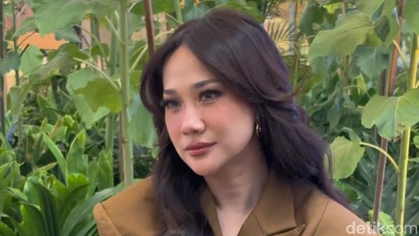 Potret BCL Cantik & Awet Muda di Usia 43, Ini Rahasia Perawatan Tubuhnya