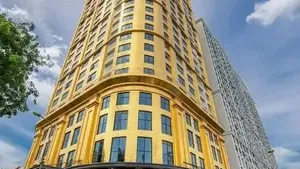 Potret Jeroan Hotel Berlapis Emas 24 Karat, Perabotannya Super Mewah!