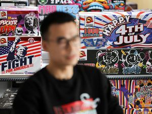 Hari Kemerdekaan AS Dongkrak Ekspor Kembang Api China