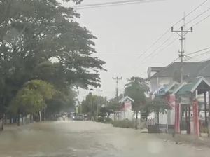 Kantor Kejaksaan-Polres Bone Terendam Banjir Setinggi Pinggang Orang Dewasa