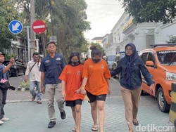 Sandiwara Rapi Lisa, Setahun Sekap Ayah Pacar di Surabaya-Kuras Rp 2 M