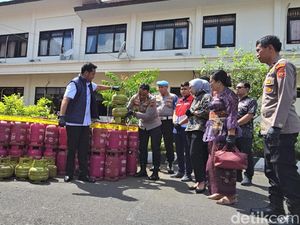 Praktik Oplos LPG 3 Kg di Karangasem Terbongkar, Pengusaha-Pengoplos Dibekuk