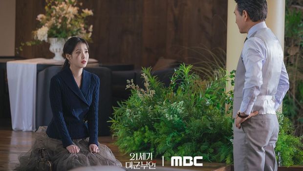 Adegan dalam drama Korea Perfect Crown.