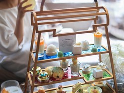 Elegan! Afternoon Tea Ini Gabungkan Dessert dan Aroma Parfum Mewah