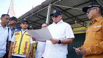 Jalan Seribu Lubang di Sumbar Akhirnya Dibangun Usai 10 Tahun Rusak