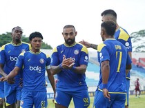 Lawan PSIM, Bukan Sekadar Laga Penutup untuk Arema FC