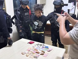 Patroli Malam di Bekasi, Brimob Polda Metro Tangkap Pencuri Motor