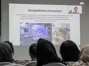 Edukasi Perawatan Bayi Prematur Peringati International Nursing Day