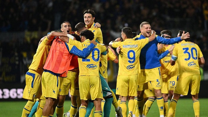 Frosinone promosi ke Serie A musim depan.