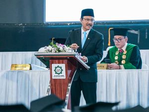 Orasi Ilmiah di UIN Surabaya, Gus Ipul Ulas Fondasi Indonesia Emas 2045