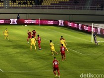 Super League: Ditahan Persebaya, Persis Terbenam di Zona Merah