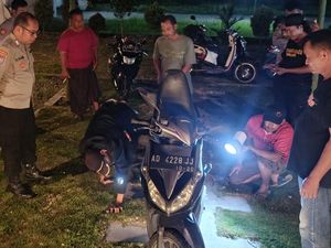 Ditinggal Ngopi, Motor Milik Warga Prambanan Dipakai Ngumpet Kobra Jawa