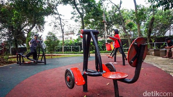 Taman Lansia Buni Jadi Oase Hijau di Jagakarsa