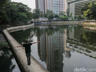 Waduk Melati Ramai Jadi Tempat Santai Warga
