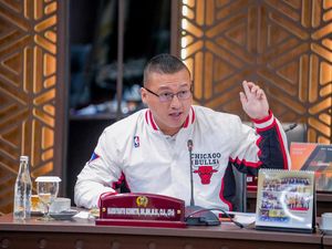 Kenneth DPRD DKI Ingatkan Selama Parkir Tunai Masih Ada, Kebocoran PAD Tak Akan Hilang!