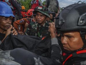 Dua WNA Korban Erupsi Gunung Dukono Ditemukan Tim SAR