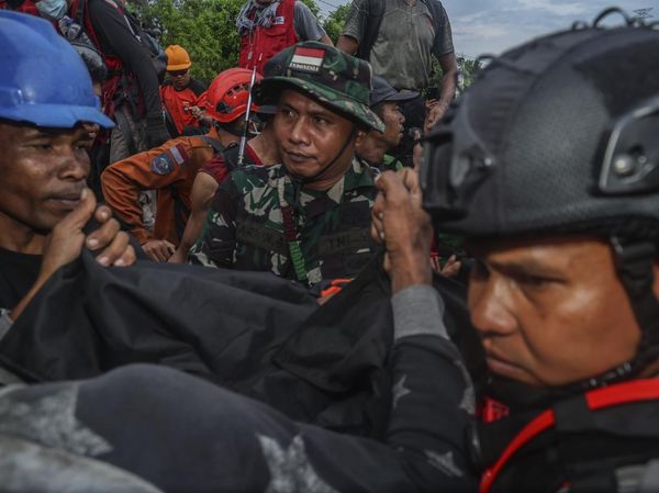 Dua WNA Korban Erupsi Gunung Dukono Ditemukan Tim SAR