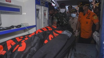 Jasad 2 WN Singapura di Gunung Dukono Ditemukan Berpelukan