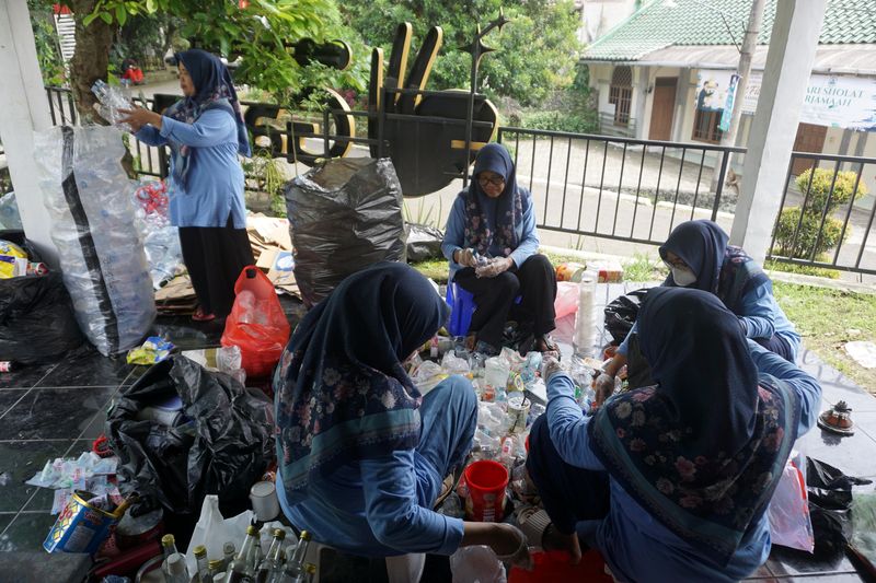 Dulu Sampah Warga Ciampea Ditolak Masuk TPA, Kini Jadi Tabungan Emas