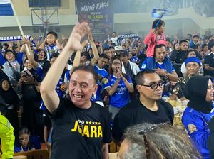 Persib Kalahkan Persija, Iwan Bule Ikut Bersorak
