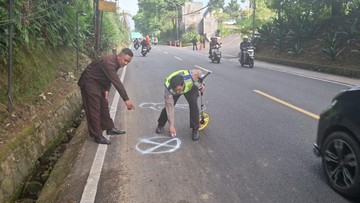 Melaju Berlawanan One Way, Pemotor Tewas Tertabrak Truk di Puncak Bogor