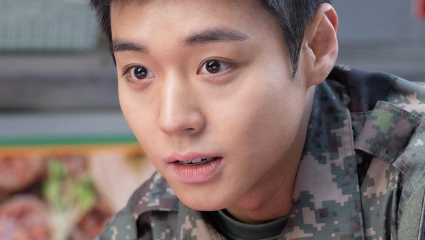 Penampilan Park Ji Hoon dalam drama Korea The Legend of Kitchen Soldier.