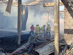 Gudang 2 Lantai di Kerobokan Terbakar Diduga gegara Api Sisa Bakar Sampah