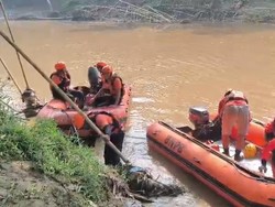 Balita di Lebak Hilang Terseret Arus Sungai Cisimeut, Tim SAR Turun Tangan