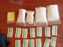 Pria di Tangerang Edarkan Obat Keras Ditangkap, 6.430 Butir Pil Disita