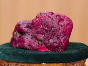 Langka & Fantastis, Permata Rubi 2,2 Kg Ditemukan di Wilayah Konflik Myanmar