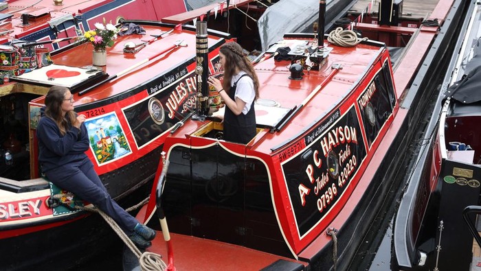 Canalway Cavalcade Rayakan Warisan Kanal Bersejarah Inggris