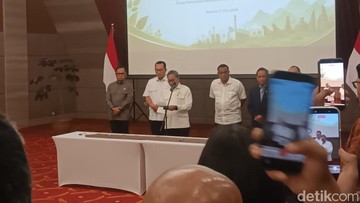 Berita dari Detik Finance: Pemerintah-Danantara Teken Kerja Sama Olah Sampah Jadi Listrik di 6 Lokasi
