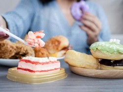 Bukan Nggak Kuat Diet, Studi Ungkap Alasan Orang Sulit Berhenti Ngemil
